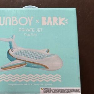 FUNBOY X BARK PRIVATE JET Dog Float 55” X 75” NIB